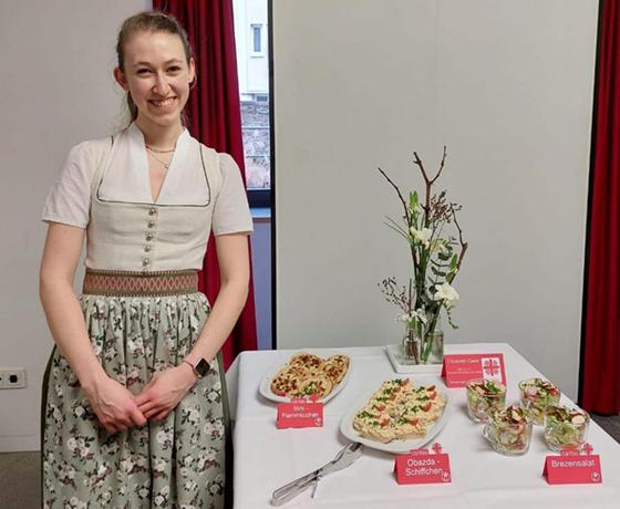 Elisabeth Geier, die eine Berufsschule am Mariahilfplatz besucht, erreichte beim Wettbewerb des Bayerischen Landesausschusses für Hauswirtschaft den ersten Platz. Foto: Schule
