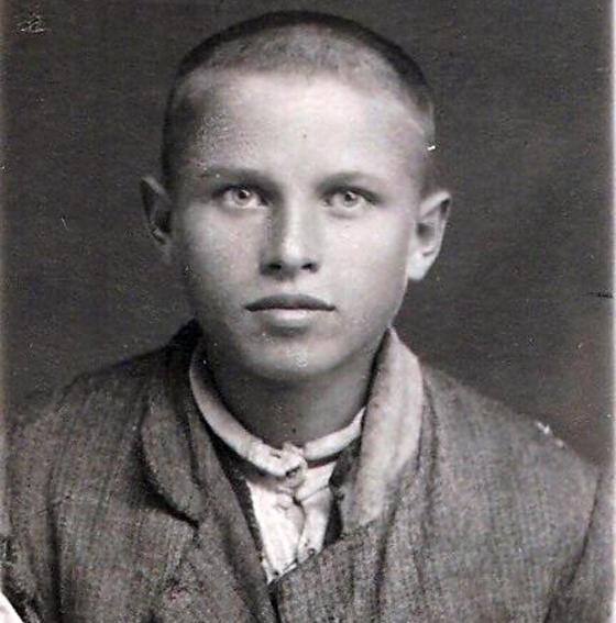 Der ukrainische Zwangsarbeiter Gabriel Poselenyk (1926-1944) wurde 1944 hingerichtet. Foto: Staatsarchiv München