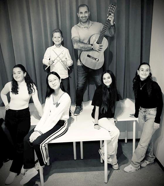 Einige junge Talente haben sich zu einer Band zusammengefunden. Zu hören sind sie am 7. Mai. Foto: Musikschule Unterschleißheim