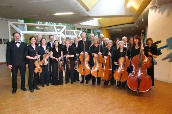Das Kammerorchester Neuperlach lädt zum Frühjahrskonzert in die Evang. Kirche herzlich ein.  Foto: Kammerorchester Neuperlach