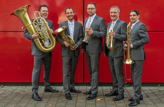 Die fünf sympathischen Profis vom Blechblasorchester Classic Brass zählen zu den besten ihres Faches. Foto: Classic Brass, R. Hinz