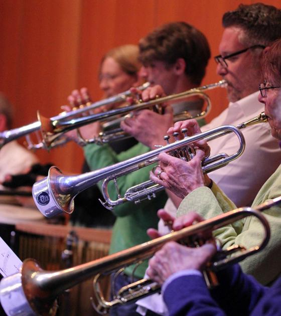 Für gute Laune wird am 29. Juni das Jazz Orchestra im Haus für Weiterbildung sorgen. Foto: Musikschule