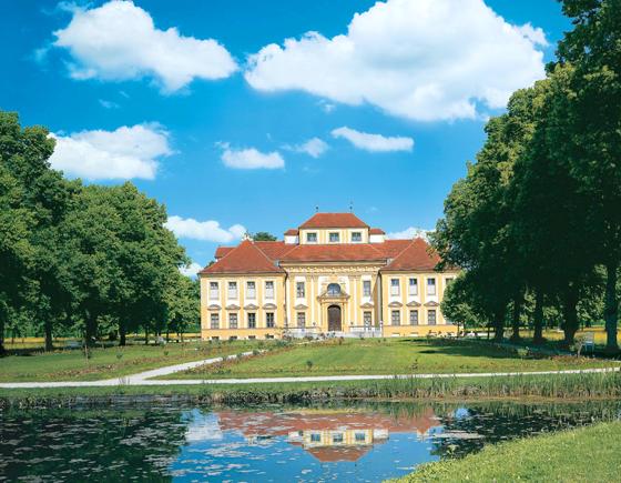 Schloß Lustheim beherbergt die nach Dresden bedeutendste Meißener Porzellan-Sammlung. Foto: © Bayer. Schlösserverwaltung; Ambild Bildarchiv, A. Müller