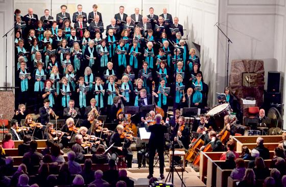 Zu hören sind Kirchenchor und Orchester von St. Emmeram unter der Leitung von Armin Jäck. Foto: VA