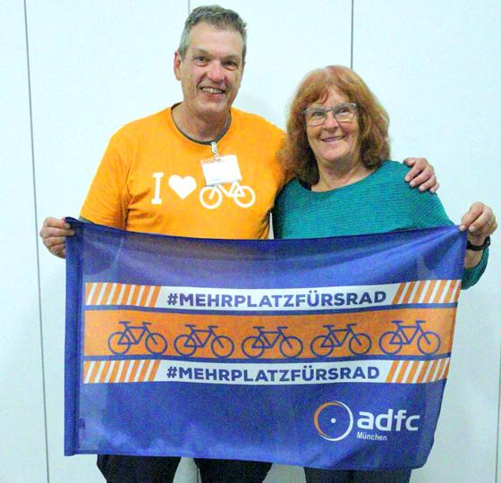 Helga Keller-Zenth und Robert Burschik sind die ADFC-Ansprechpartner für Radler und Gemeinden. Auch Nicht-Mitglieder können sich an sie wenden.  Foto: ADFC/ E. Freundel