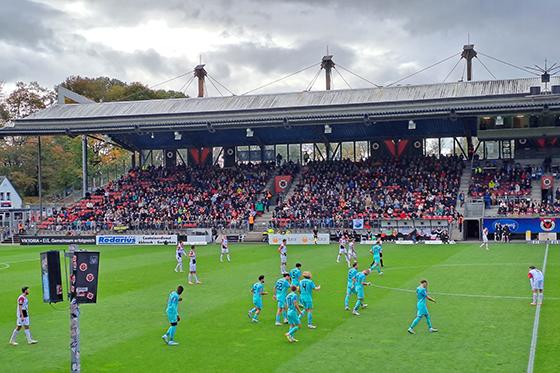 Glücklos: TSV 1860 München im Sportpark am Höhenberg. Foto: M. Forster