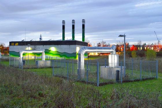 Die sechs Geothermieanlagen der Stadtwerke München liefern klimafreundliche Fernwärme. Im Bild zu sehen ist die Anlage in Riem. Foto: SWM, Thomas Einberger