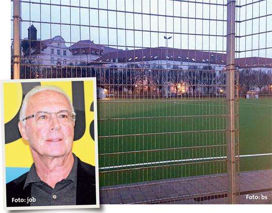 Seine Fußballkarriere begann Franz Beckenbauer (kleines Bild) auf dem 06er-Platz an der St.-Martin-Straße, damals noch auf roter Erde.  Fotos: job/bs