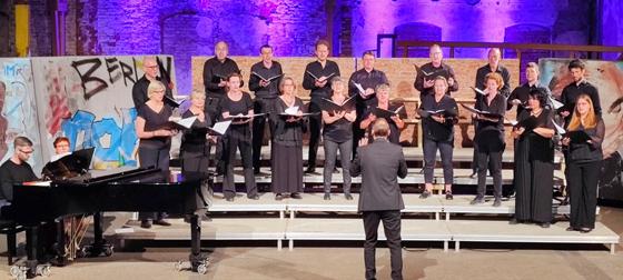 Der vox nova Chor präsentiert sein Programm: "Capriolen" in der Heilig-Geist-Kirche. Foto: Vox Nova