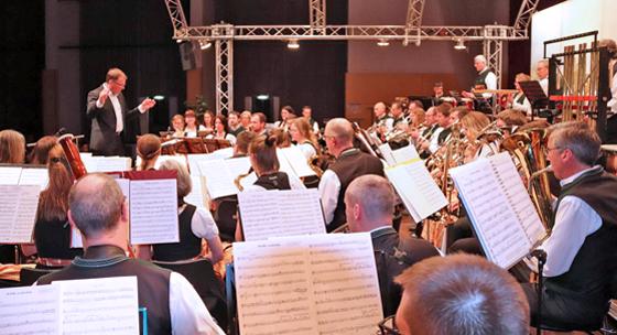 Ein anspruchsvolles Konzertprogramm wurde von dem Symphonischen Blasorchester Grünwald und der Jugendblaskapelle Grünwald erarbeitet.  Foto: Freunde Grünwalds