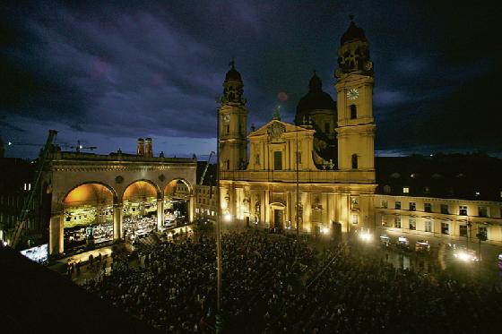 Klassik am Odeonsplatz ist Jahr für Jahr ein Höhepunkt im Münchner Veranstaltungskalender.	Foto: VA
