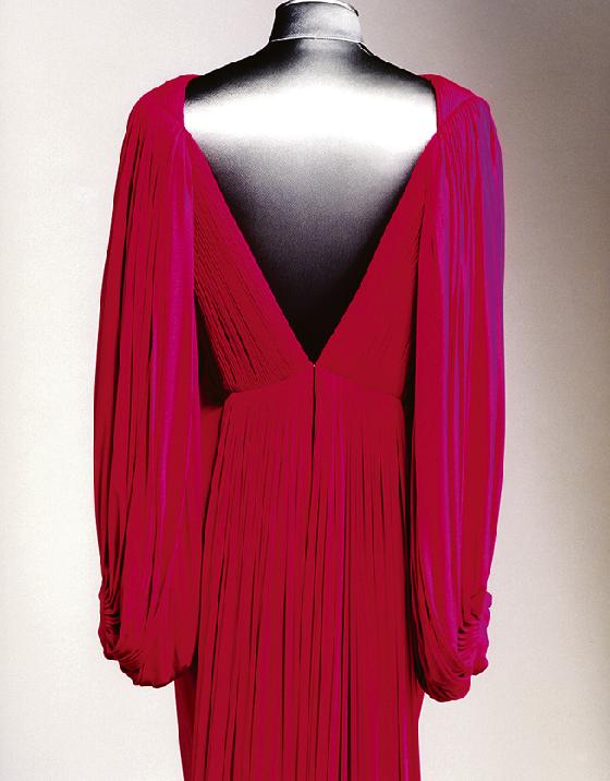 Die kunstvoll drapierten Roben von Madame Grés spiegelt die feminine Mode der 1930er Jahre wider. Foto: Kostüm- und Modesammlung der Universität für angewandte Kunst Wien@Christin Losta