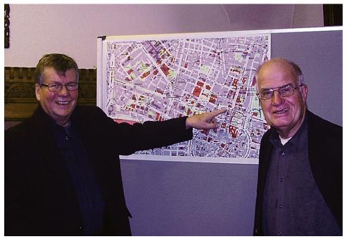 Michael Bärmann und Oskar Holl (r.) stellten die BA-Pläne für das Museumsquartier vor. Foto: js