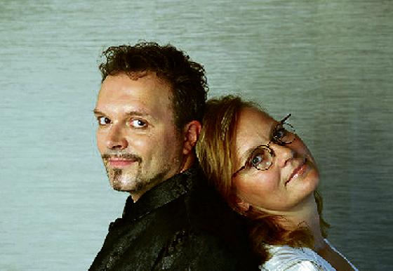 Mark Joggerst und Sabine van Baaren präsentieren neue Gesangs- und Klangkompositionen. Foto:VA