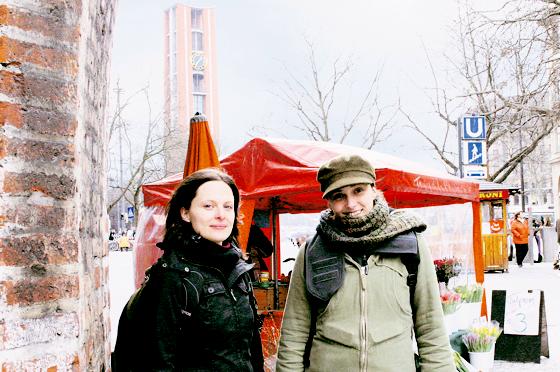 Seit Januar diesen Jahres betreuen Maria Bauer (l.) und Renata Zadro-Galic als Sozialpädagoginnen die »Stammsteher« am Sendlinger Tor. 	Foto: ko