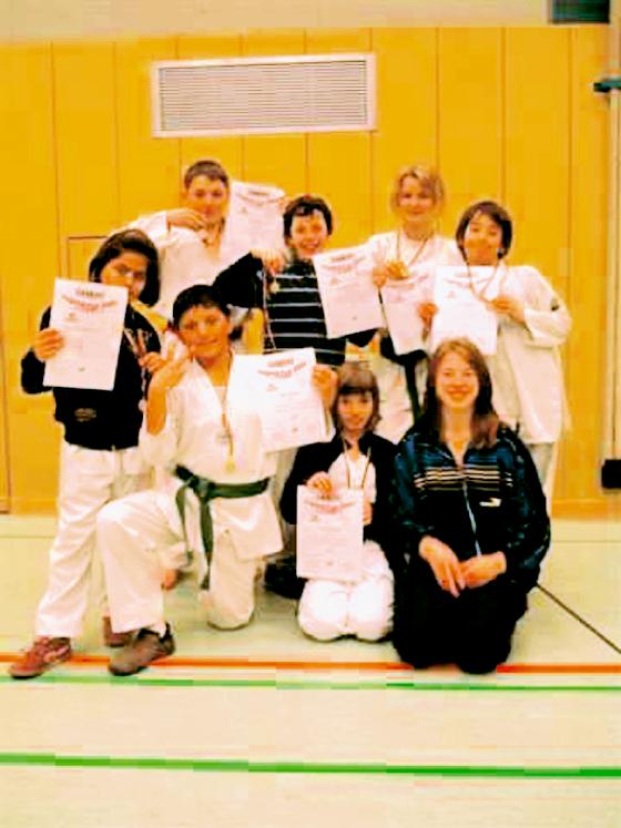 Freuten sich über ihre guten Platzierungen: Die Nachwuchs-Taekwondoler des ESV.	Foto: Verein