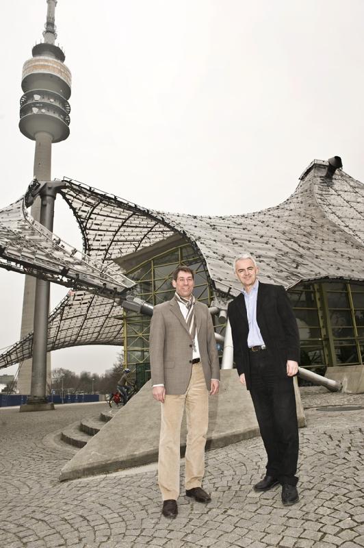 Die beiden Geschäftsführer der Bewerbungsgesellschaft: Bernhard Schwank (li.) und Richard Adam. Foto: Olympiapark München GmbH
