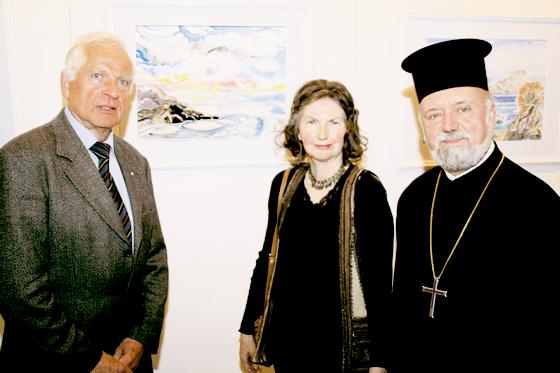 Prof. Dr. Jan Murken, Sigrid Hofer und Erzpriester Malamoussis bei der Vernissage am 8. Mai.	Foto: VA