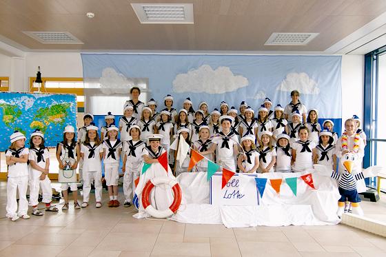 Der Schulchor der Grundschule Hohenbrunn/Riemerling führt das Kindermusical »Eine Seefahrt nach Rio« auf. Foto: Veranstalter