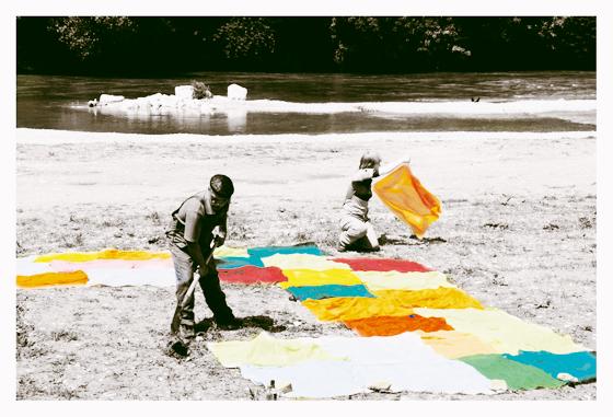 Rund um das Sonnenblumenfeld sind wieder Kunstaktionen geplant.	Foto: VA