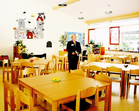 Andrea Wagner, Vorsitzende des Trägervereins Vorschulkindergarten, in den neuen Räumen. Foto: pt