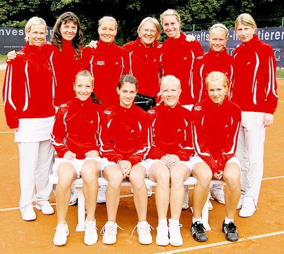 Gehen gut gelaunt in die neue Saison: Die Damenmannschaft des Lupo.	Foto: Horst Huber