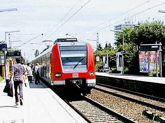 Von 21. bis 23. August wird die Linie S2 zwischen Feldkirchen und Erding durch Busse ersetzt. 	F.: Archiv