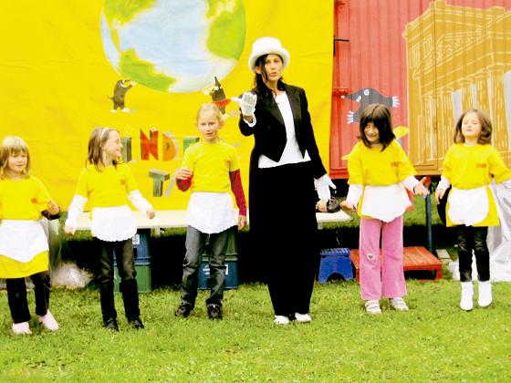 Viele Aktionen, Spiele und ein umfangreiches Bühnenprogramm erwartet die Kinder und Besucher beim Weltkindertag.  Foto: Spiellandschaft Stadt e.V.
