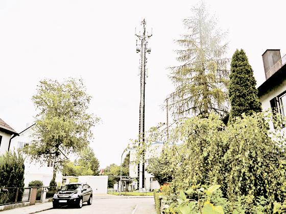 Ein ähnlicher Mobilfunkmast steht wohl bald Am Eulenhorst. Foto: Kohnke