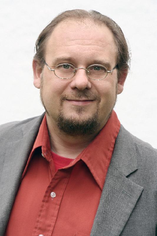 Dr. Guido Hoyer