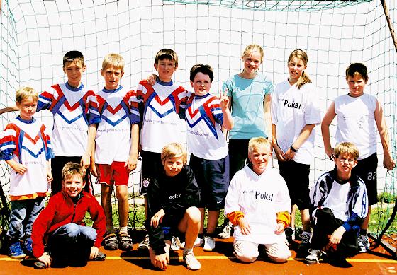 Die jungen Handballer des TSV Trudering freuen sich über neue Vereins-Mitstreiter auf dem Spielfeld.   Foto: TSV Trudering
