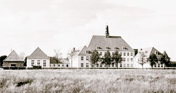 Bis 1968 war die Ostpreußenschule die einzige Schule im östlichen Stadtbezirk 13.	Foto: VA