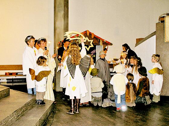 Bevor am heiligen Abend das Christkind kommt, wird in der Nazarethkirche ein Krippenspiel aufgeführt. 	Foto: VA
