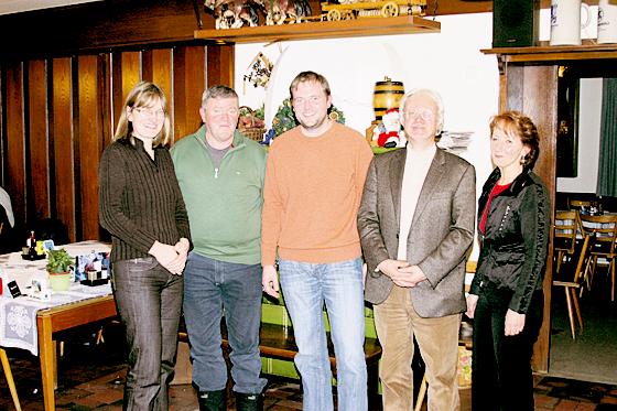 Der Vorstand des neu gegründeten Vereines: Anette Riepl, Klaus Meller, Andreas Kreiter, Joachim Walser und Gisela Ludwig (von links).	Foto: Privat