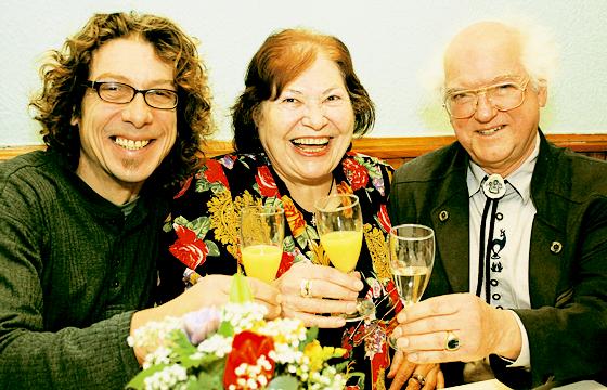 Von links: Manfred Lipke, Ingrid Gertrud Blank-Hofmiller und Ehemann Alfred Hofmiller. Foto: Karl Hirt