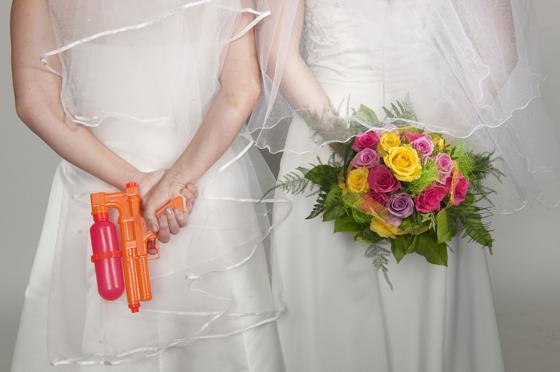 Heiratswillige vor: Für eine Fernsehsendung werden noch aufgeschlossene Brautpaare aus dem Großraum München gesucht.  Foto: ZDF/Carmen Sauerbrei