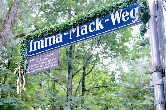 Eine der zwei Straßen, die 2009 nach Frauen benannt wurden: der Imma-Mack-Weg.	Foto: Archiv