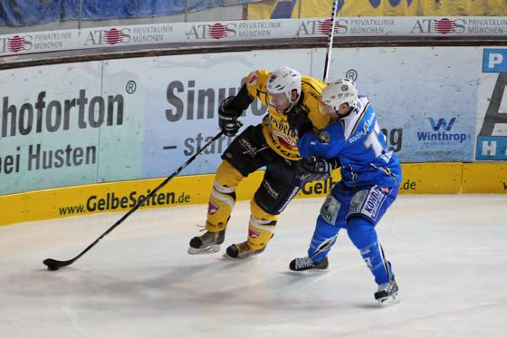 In der Vorrunde konnten die Lausitzer Füchse gegen den EHC München keinen Stich machen.	Foto: Heike Feiner