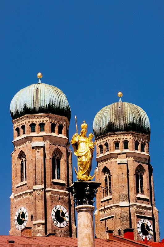 Der Münchner Dom. 	Foto: B. Geiges
