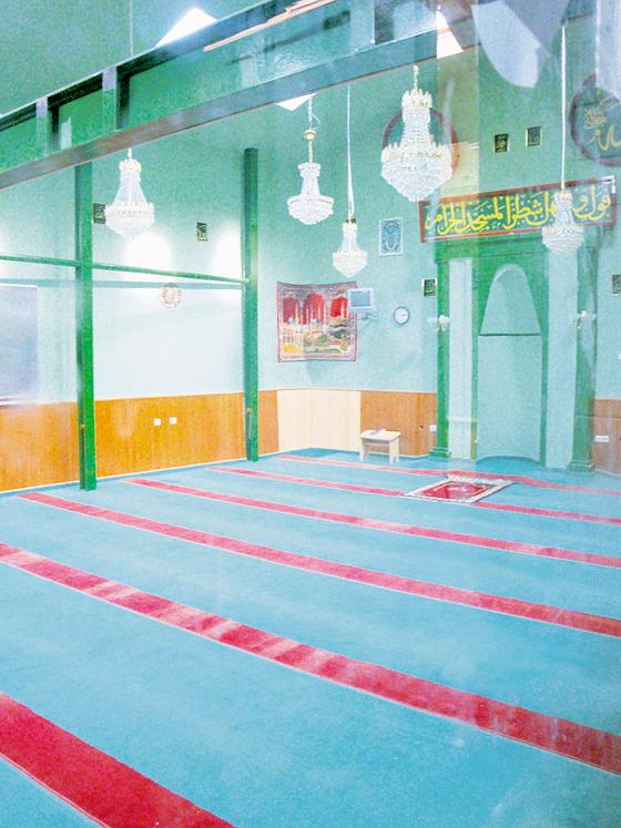 Einer der Gebetsräume in der Salih-Sanli-Moschee in Neuperlach. Foto: aha