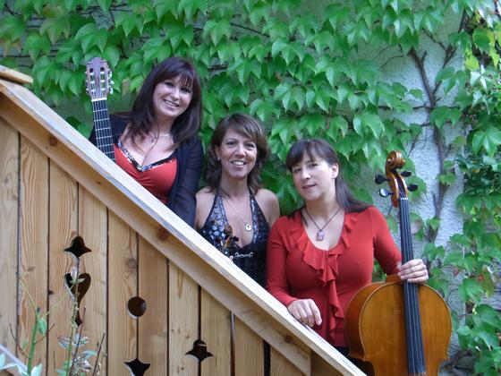 Vielseitig und unterhaltsam: Die drei Damen des »Trio Infernale«.	Foto: VA