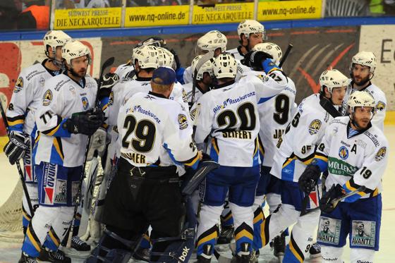 Der EHC feiert die Rückkehr Münchens in die Deutsche Eishockeyliga nach acht Jahren Pause.	Foto: Heike Feiner
