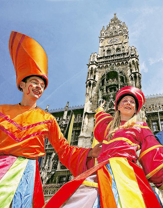 Tanz auf dem Marienplatz: Am 12. und 13. Juni feiern Ballerinas, Hip-Hopper und Schuhplattler das Bestehen der Stadt. Foto: Tourismusamt München