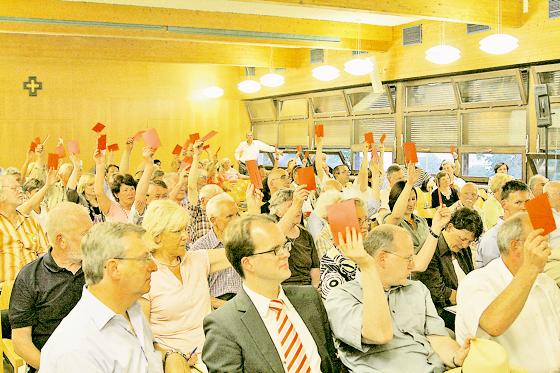 Fast alle Anträge zum Thema »Neubaugebiet Hochäckerstraße« wurden von den Teilnehmern der Bürgerversammlung mitgetragen.	Foto: mst