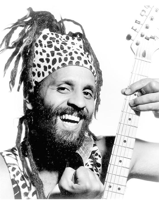 Wandelt auf Bob Marleys Spuren: Fantuzzi & The Munich Flexible Band.	Foto: VA